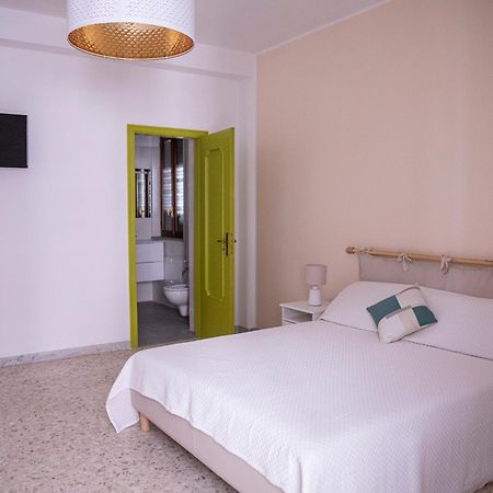 Green Rooms Бари Екстериор снимка