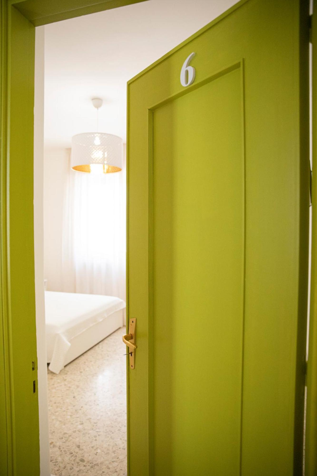 Green Rooms Бари Екстериор снимка