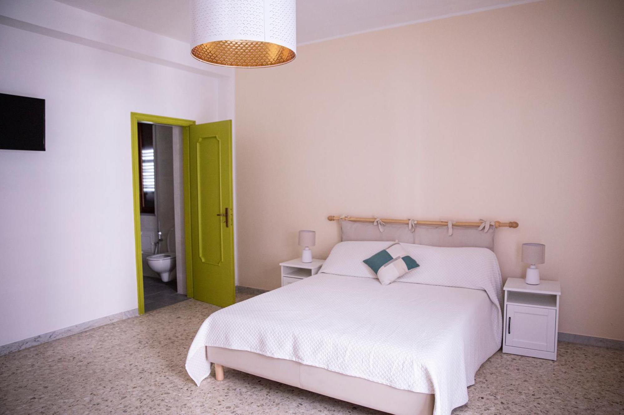 Green Rooms Бари Екстериор снимка