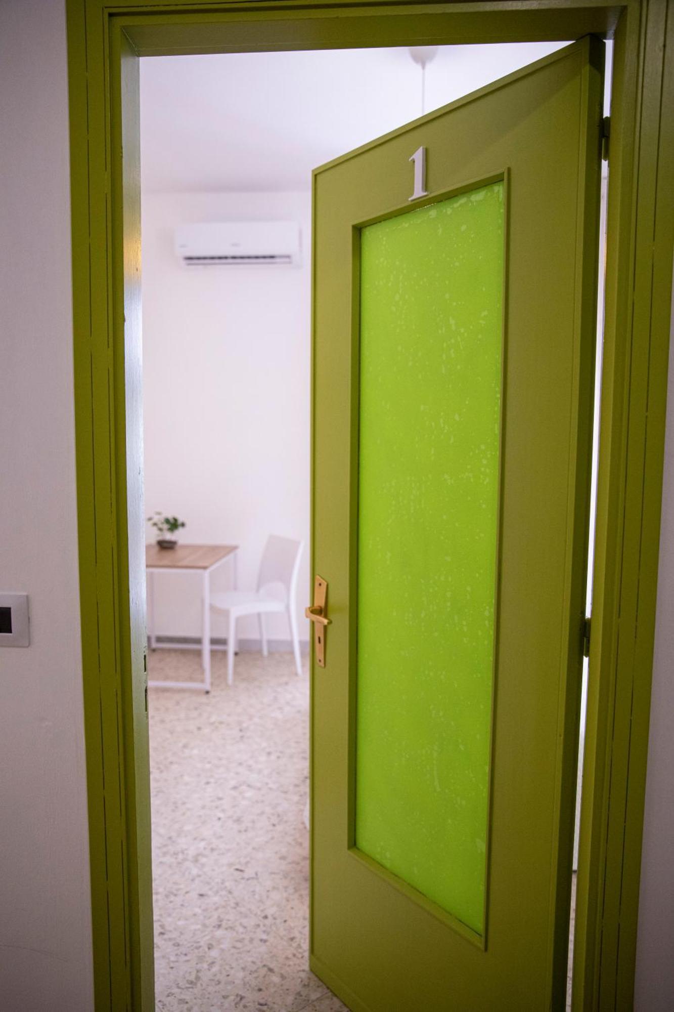 Green Rooms Бари Екстериор снимка